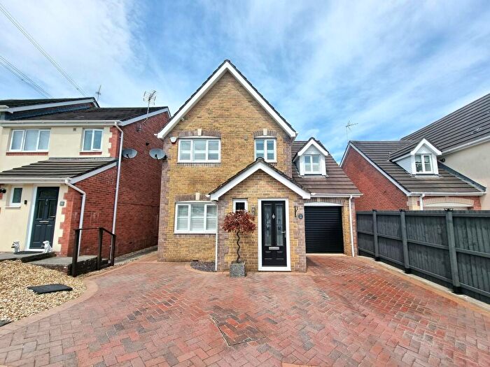 3 Bedroom Detached House For Sale In New Candlestone, Bridgend, CF31