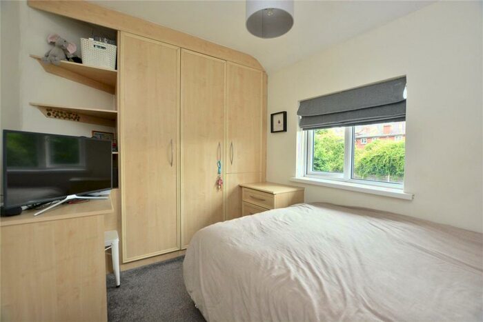 3 Bedroom Terraced House For Sale In Scott Hall Road, Leeds, West Yorkshire, LS7