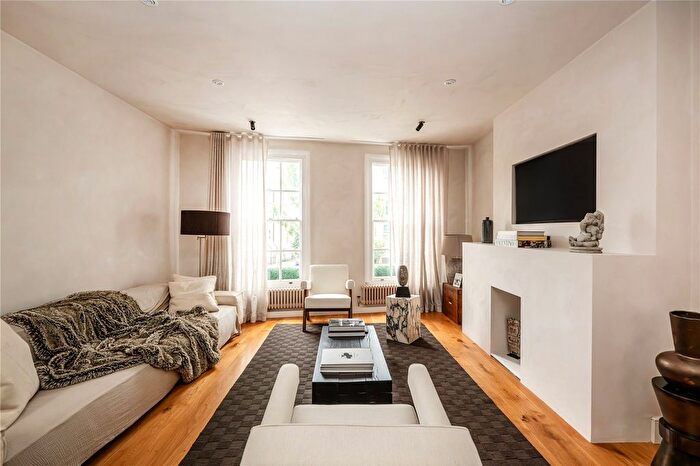3 Bedroom Terraced House For Sale In Princedale Road, Holland Park, London, W11