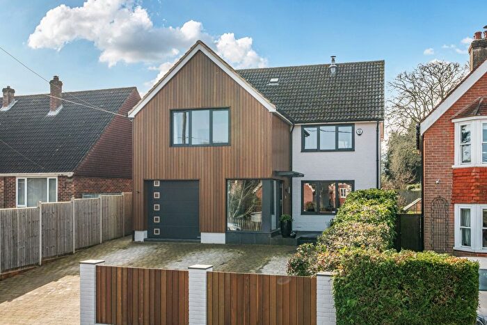 4 Bedroom Detached House For Sale In North Lane, Nomansland, Salisbury, SP5