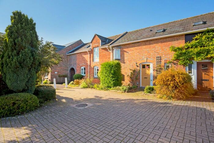 2 Bedroom Cottage For Sale In Foxbury Place, Great Bedwyn, Wiltshire, . Pl., SN8