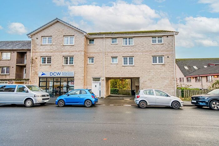 2 Bedroom Flat For Sale In Flat Whinbrae Court, Helensburgh, G84
