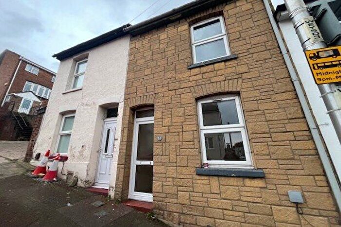 3 Bedroom Property To Rent In Whitehorse Hill, Chatham, ME5