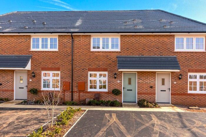 2 Bedroom Terraced House To Rent In Fennel Drive, Chichester, PO20