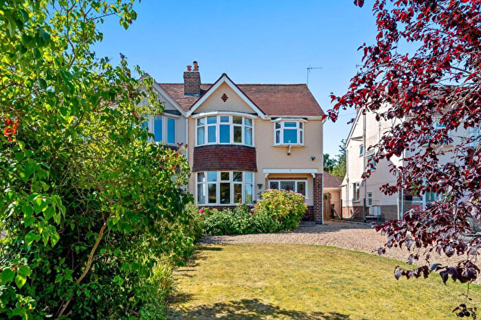 3 Bedroom Semi-Detached House For Sale In Southern Road, Leckhampton, Cheltenham, GL53