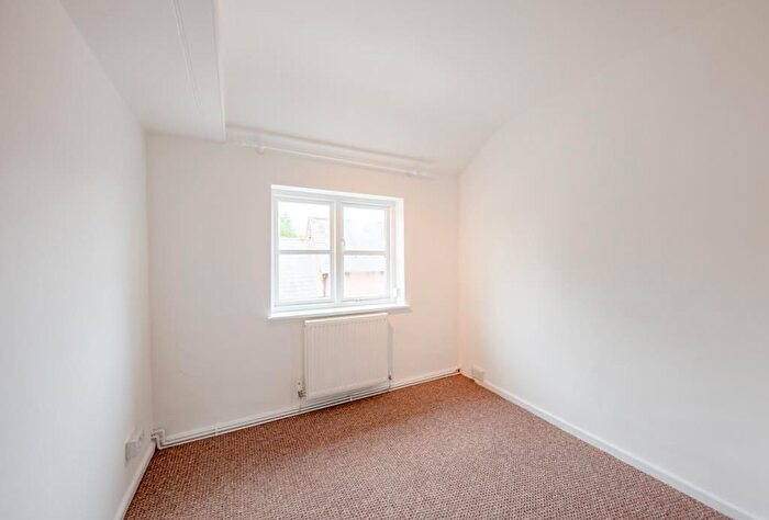 2 Bedroom Flat To Rent In Burgage Green, Burgage, Southwell, NG25