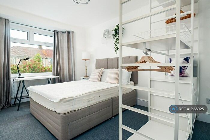 4 Bedroom Terraced House To Rent In Sherwell Road, Bristol, BS4