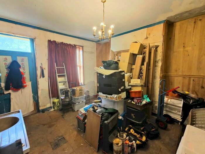 3 Bedroom Terraced House For Sale In - Staups Lane, Stump Cross, Halifax, HX3