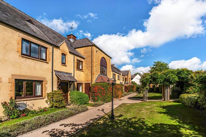 1 Bedroom Flat For Sale In Bowling Green Court, Hospital Road, Moreton-in-Marsh, Gloucestershire, GL56