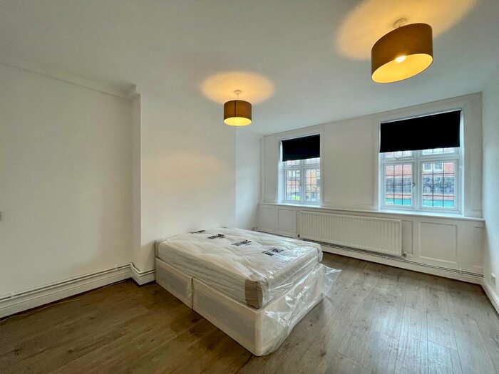 1 Bedroom Flat To Rent In Amy Road, Oxted, RH8