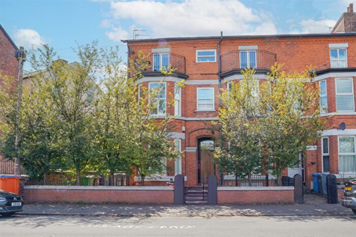 2 Bedroom Apartment For Sale In Albany Road, Chorlton, M21