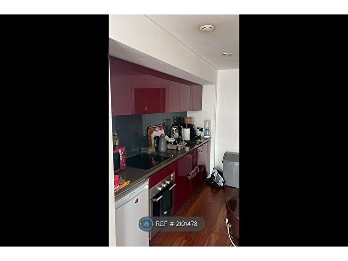 2 Bedroom Flat To Rent In City Lofts St. Pauls, Sheffield, S1