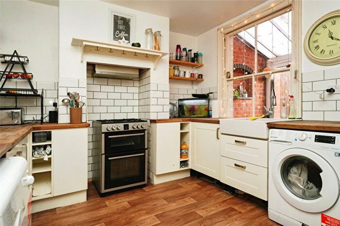 3 Bedroom Terraced House For Sale In Windsor Road, Evesham, Worcestershire, WR11