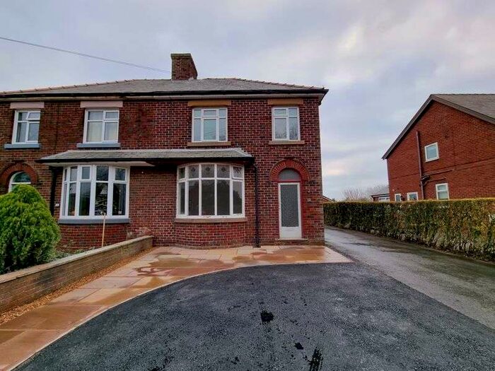 3 Bedroom Property For Sale In Blackgate Lane, Tarleton, Preston, PR4