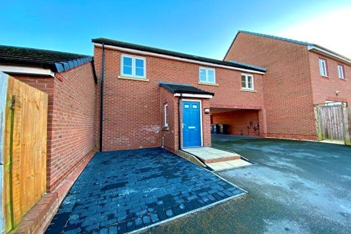 2 Bedroom Property To Rent In Calder Gardens, Nottingham, NG13