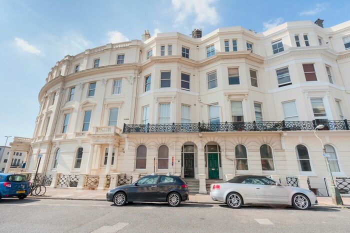 Studio To Rent In St Aubyns, Hove, East Sussex, BN3