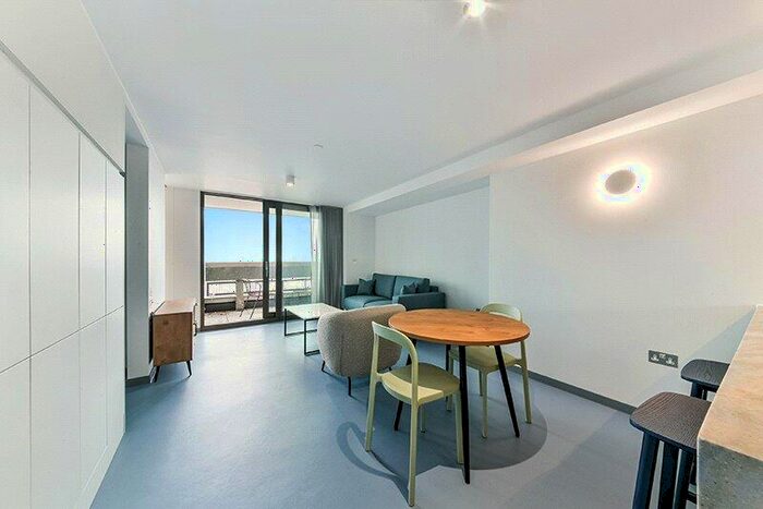 1 Bedroom Apartment To Rent In Balfron Tower St. Leonards Road, London, E14