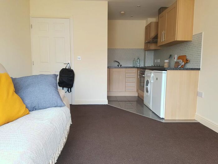 2 Bedroom Flat To Rent In Tanners Court, Lincoln, LN5