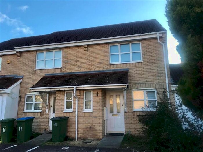 2 Bedroom End Of Terrace House To Rent In Narrow Boat Close, Thamesmead, SE28