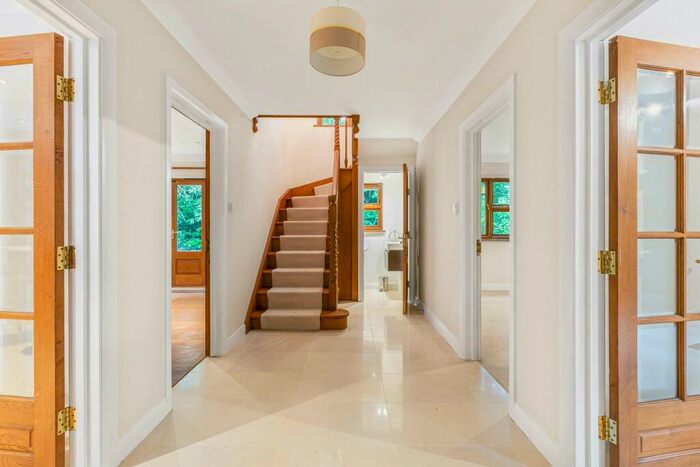 5 Bedroom Detached House To Rent In West Riding, Tewin, Welwyn, AL6