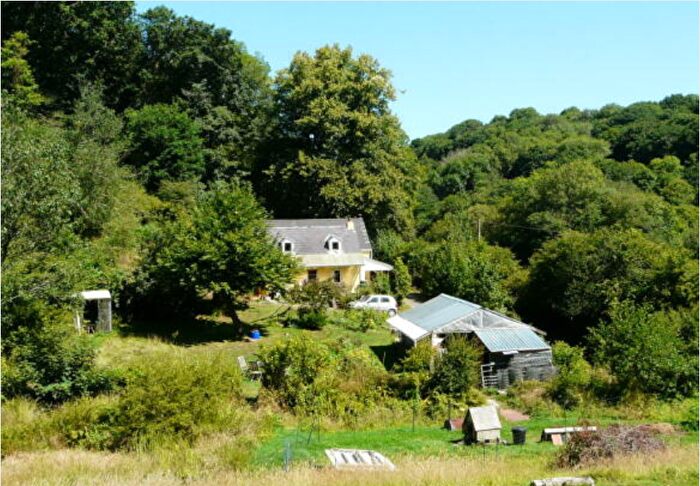 4 Bedroom Detached House For Sale In Hafod Y Dail, Clynderwen, SA66