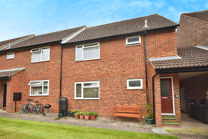 1 Bedroom Maisonette To Rent In De Bohun Court, Saffron Walden, Essex, CB10