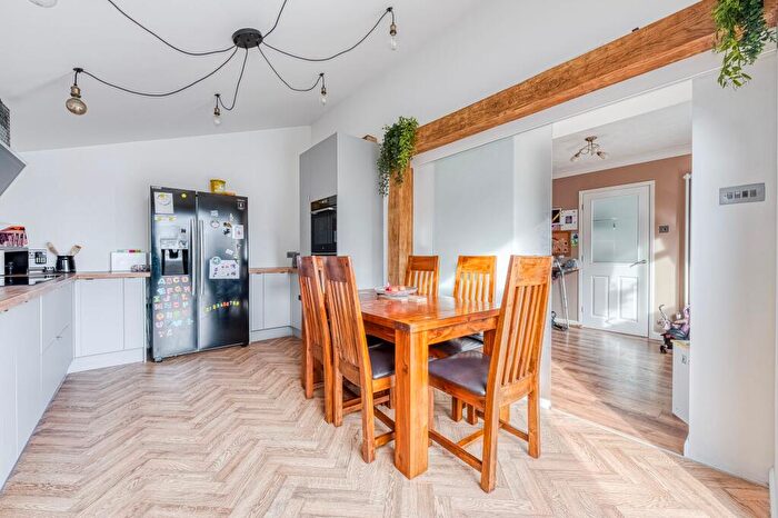 3 Bedroom End Of Terrace House For Sale In Fern Gardens, Belton, NR31