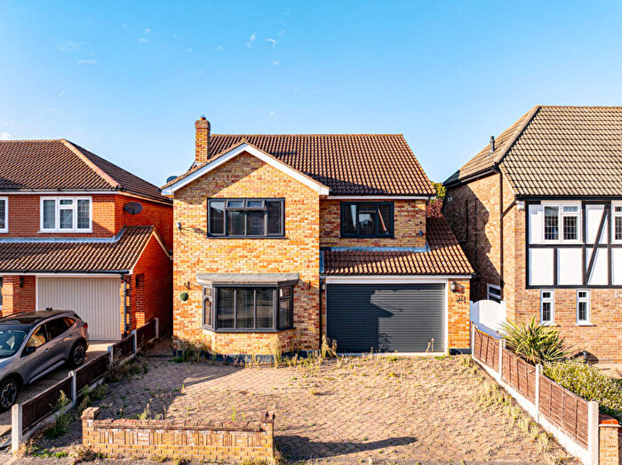 4 Bedroom Detached House For Sale In Martingale, Benfleet, SS7