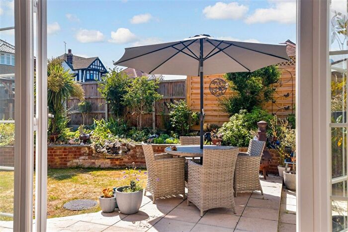 4 Bedroom Detached House For Sale In Mickleburgh Hill, Herne Bay, Kent, CT6