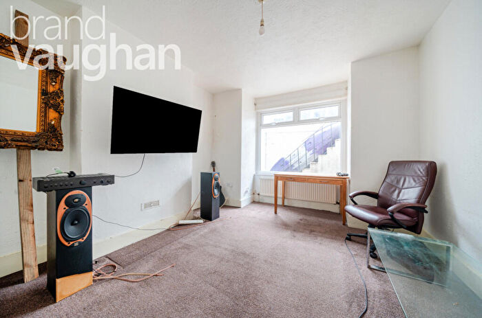 1 Bedroom Flat To Rent In Elm Grove, Brighton, East Sussex, BN2