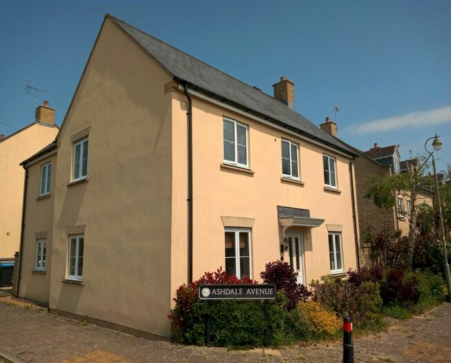 4 Bedroom Detached House To Rent In Ashdale Avenue, Witney, Oxfordshire, OX28