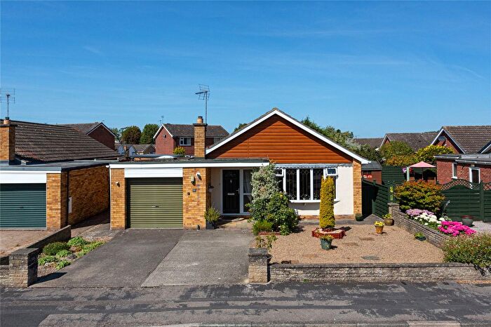 3 Bedroom Bungalow For Sale In Trent Avenue, Huntington, York, North Yorkshire, YO32