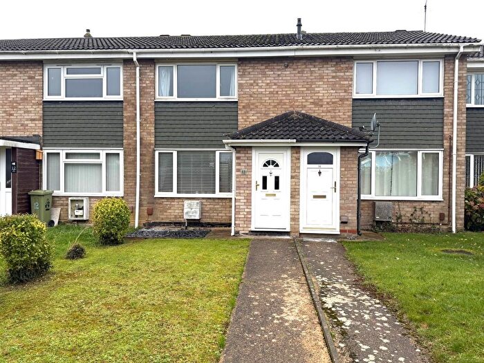 3 Bedroom Terraced House For Sale In Isis Walk, Bletchley, MK3