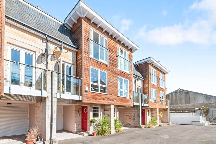 3 Bedroom Town House To Rent In Avenue Mews, Bridge Of Allan, FK9