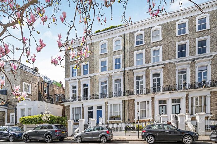 2 Bedroom Flat For Sale In Cathcart Road, London, SW10