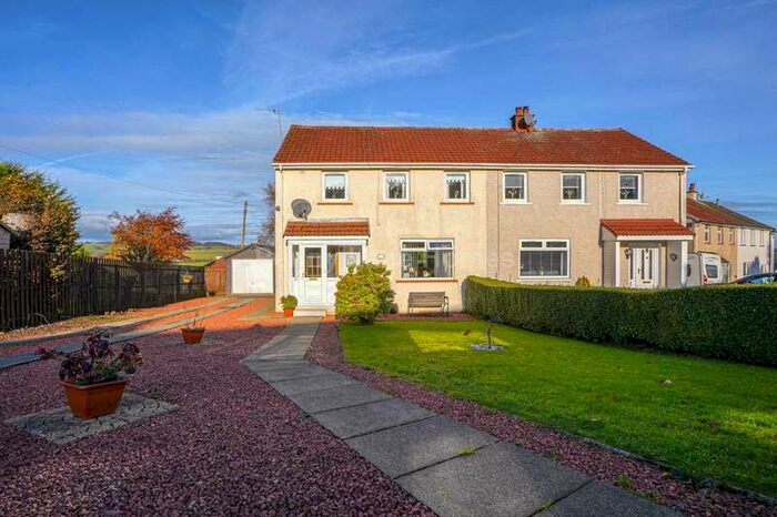3 Bedroom Semi-Detached House For Sale In Semple View, Howwood, PA9