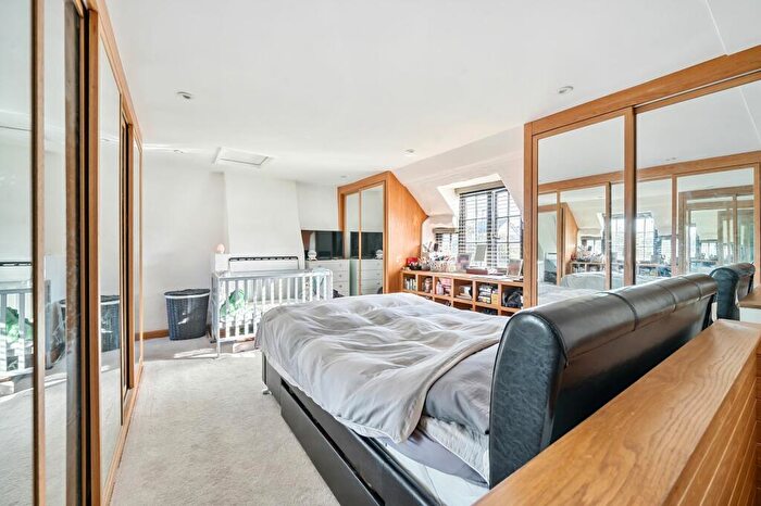 1 Bedroom Cottage For Sale In Arundel Road, Angmering, BN16