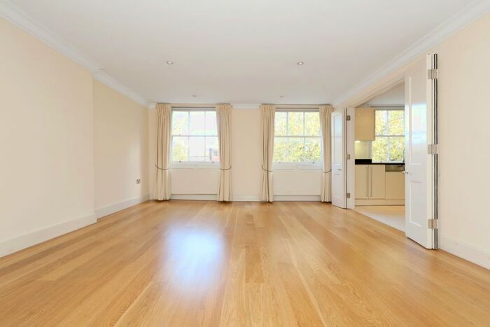 2 Bedroom Flat To Rent In Montagu Square, London, W1H