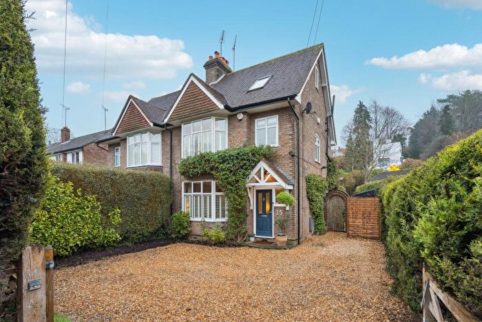 3 Bedroom Semi-Detached House For Sale In Station Road, Amersham, HP7