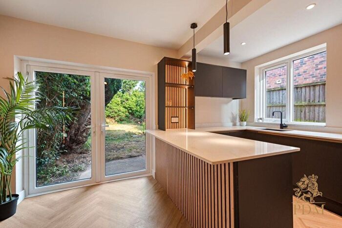 3 Bedroom Semi-Detached House To Rent In Westbury Road, Nottingham, NG5