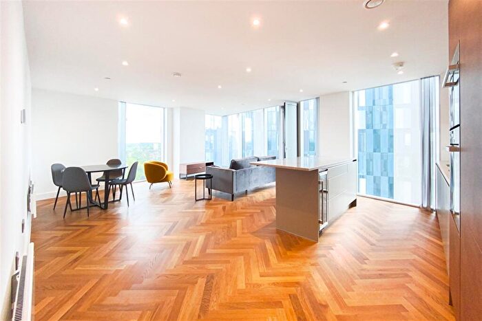 2 Bedroom Apartment To Rent In East Tower, Deansgate Square, M15