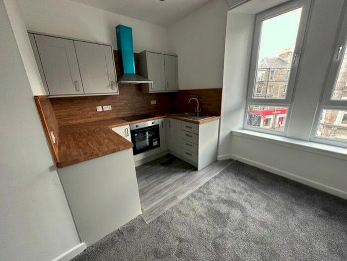 2 Bedroom Flat To Rent In Park Avenue, Stobswell, Dundee, DD4