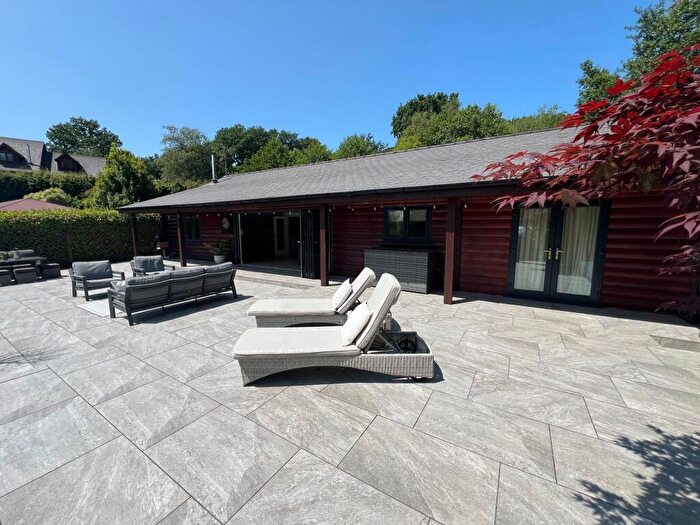 3 Bedroom Detached Bungalow For Sale In Oakmead Road, Llanharan, CF72