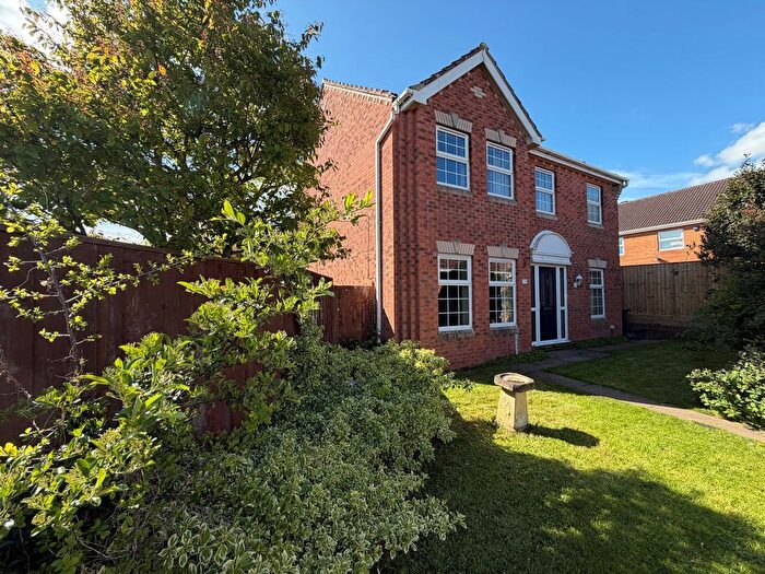 4 Bedroom Detached House For Sale In Fynamore Gardens, Calne, SN11