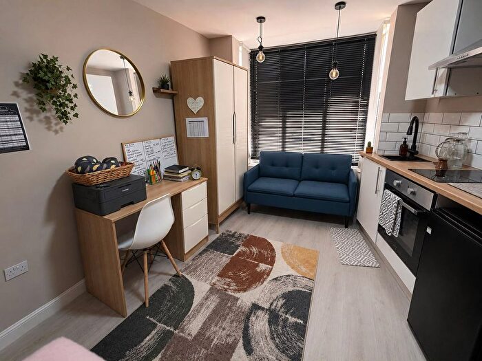 Studio To Rent In Teignmouth Road, Birmingham, B29