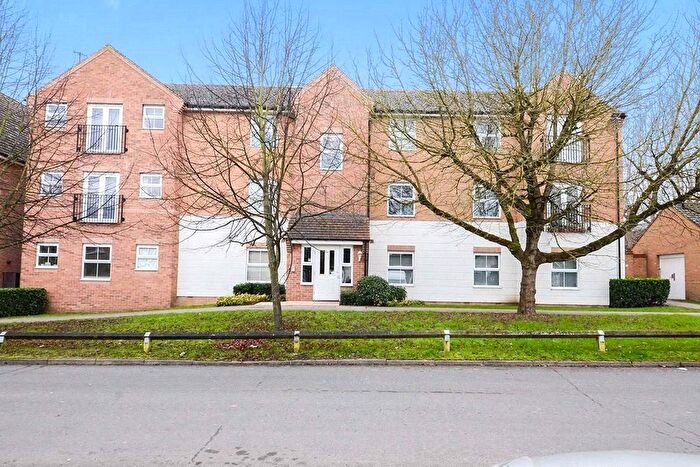 2 Bedroom Flat To Rent In Harvest End, Watford, Hertfordshire, WD25