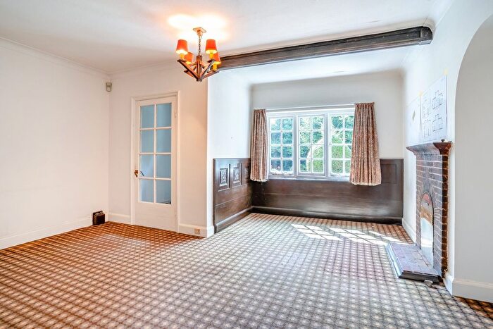 4 Bedroom Detached House For Sale In St. Lawrence Road, Chepstow, Monmouthshire, NP16