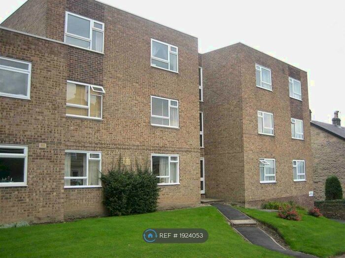 2 Bedroom Flat To Rent In Sale Hill, Sheffield, S10
