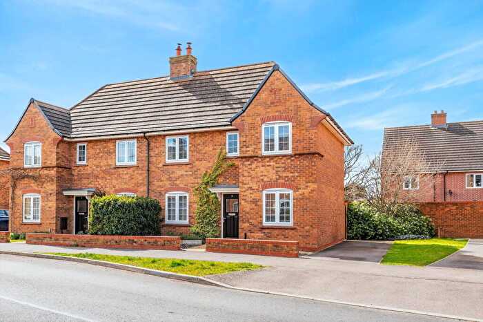 3 Bedroom Semi Detached House For Sale In Oxford Blue Way, Stewartby, MK43