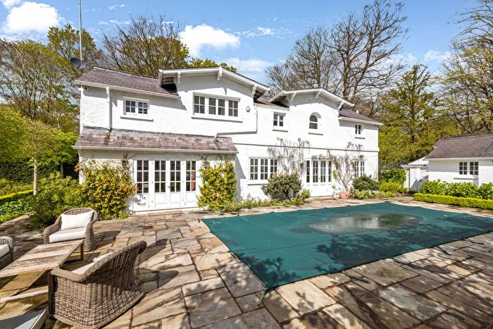 3 Bedroom Property For Sale In Queens Hill, Ascot, SL5